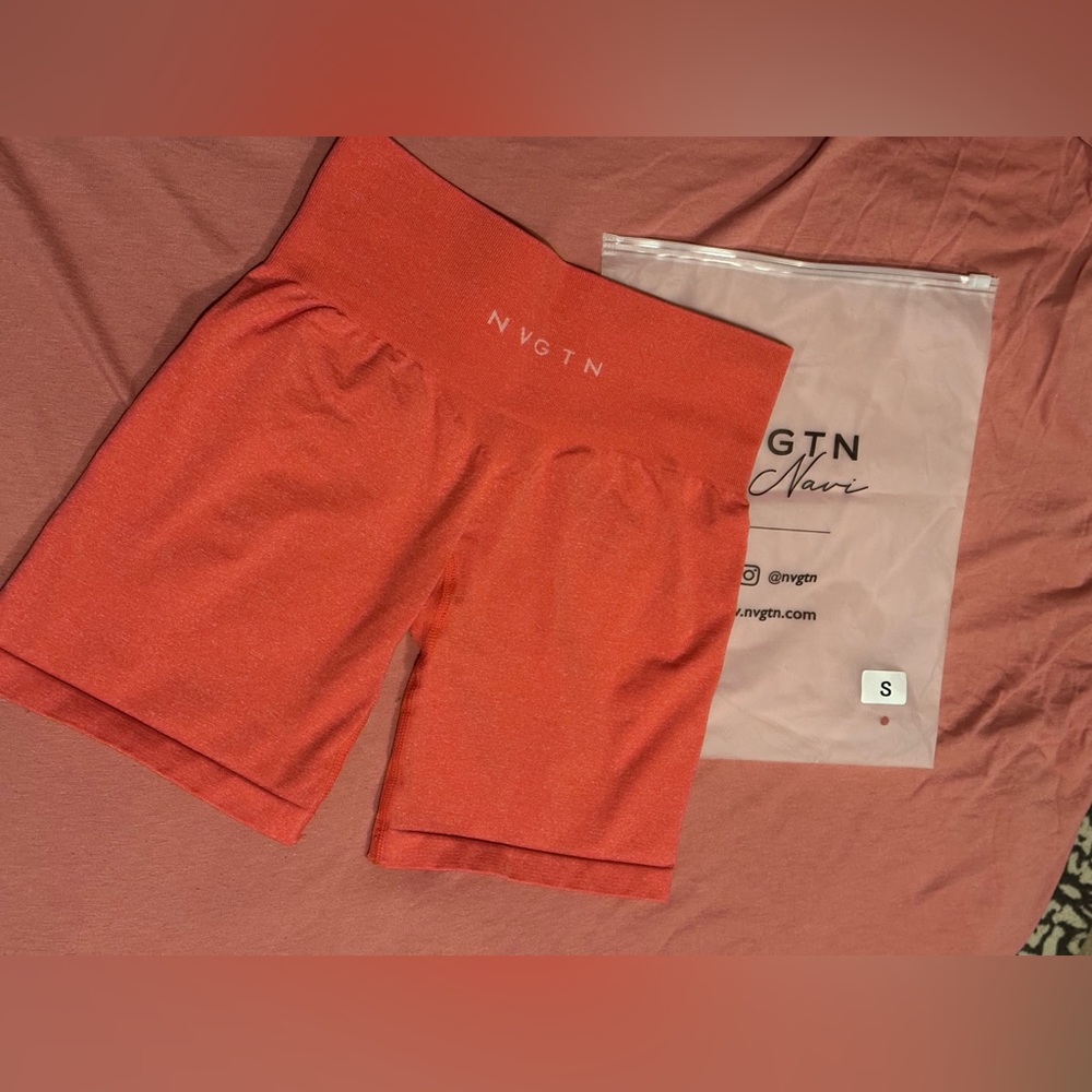 NVGTN Candy Apple Pro Seamless Shorts